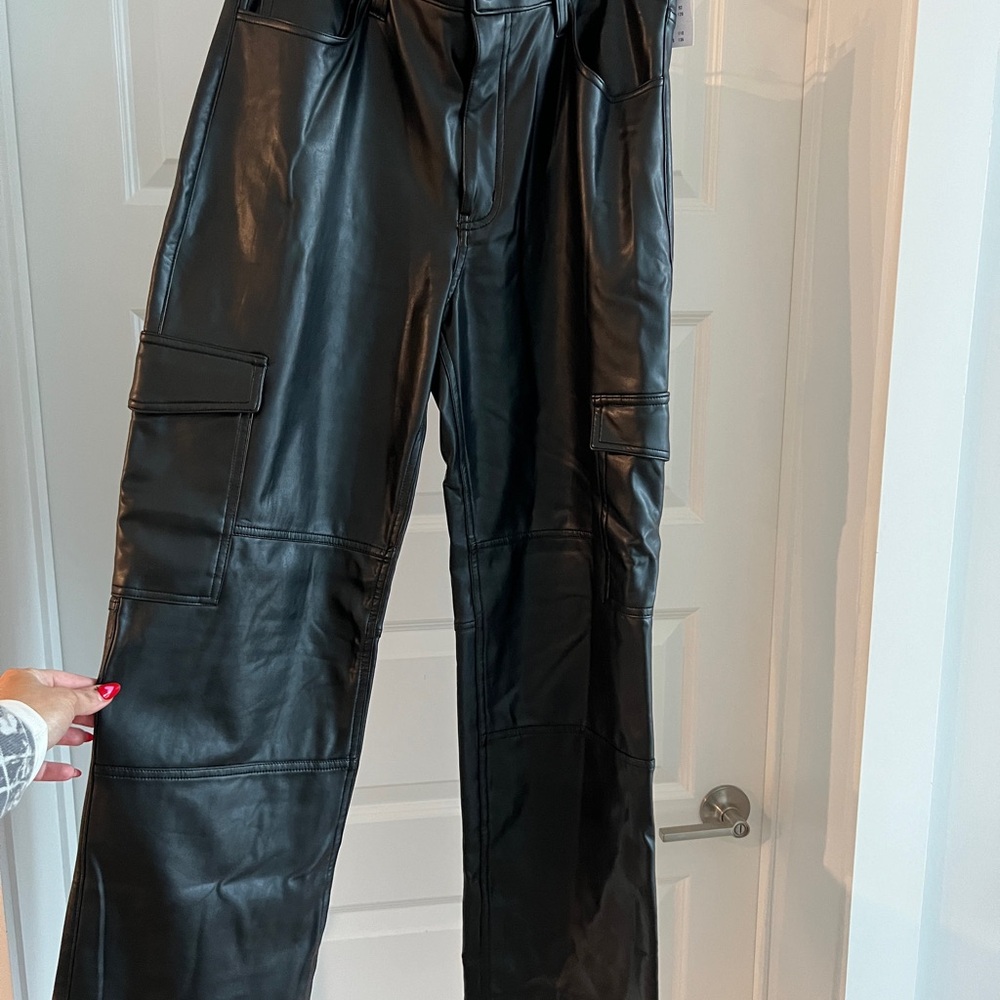 Abercrombie & Fitch Vegan Leather Black Cargo Pants, size 30, NWT